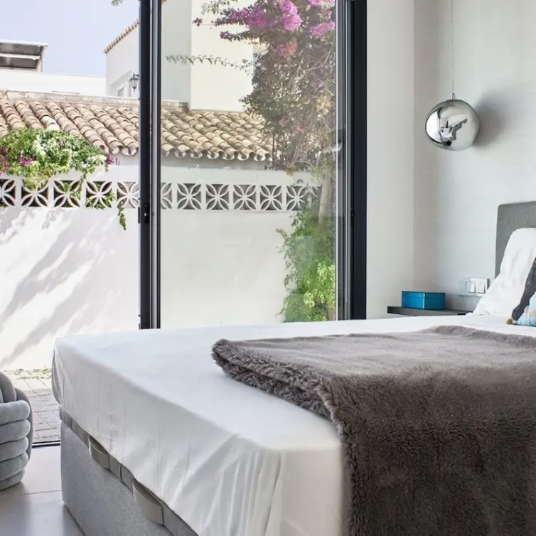 Long-term rent of detached villa in San Pedro de Alcántara