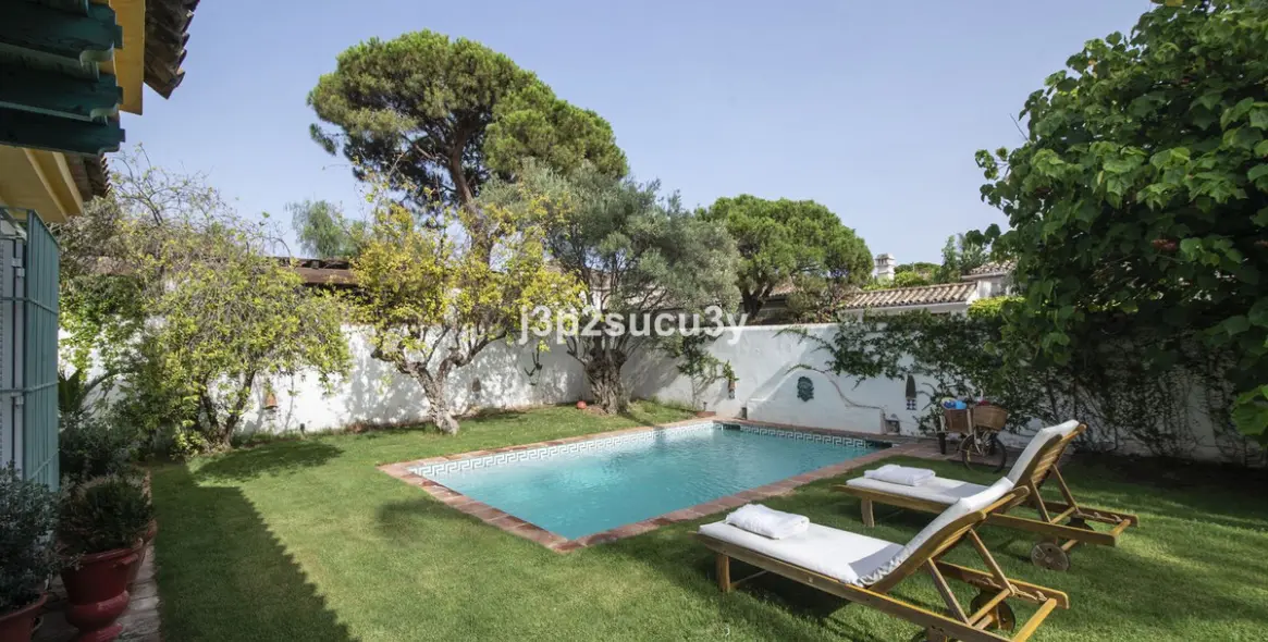 Long-term rent of detached villa in Benamara 2