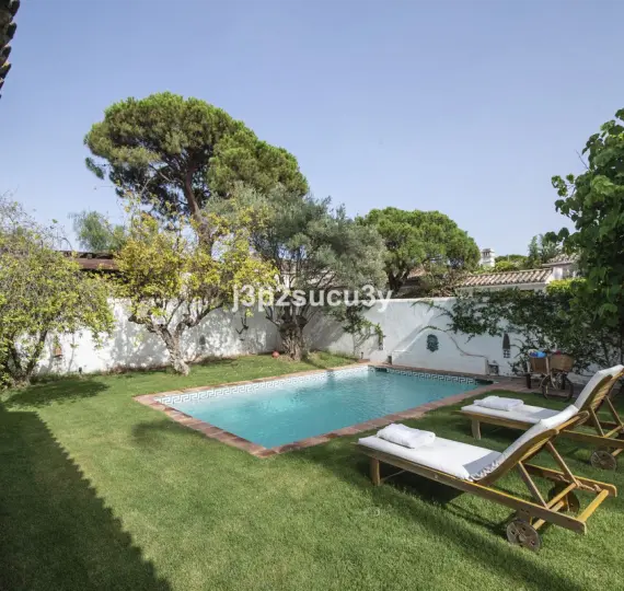 Long-term rent of detached villa in Benamara