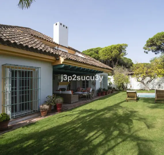 Long-term rent of detached villa in Benamara