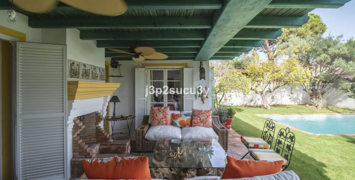 Long-term rent of detached villa in Benamara 6