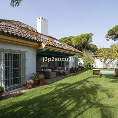 Долгосрочная аренда  отдельно стоящей виллы в Benamara