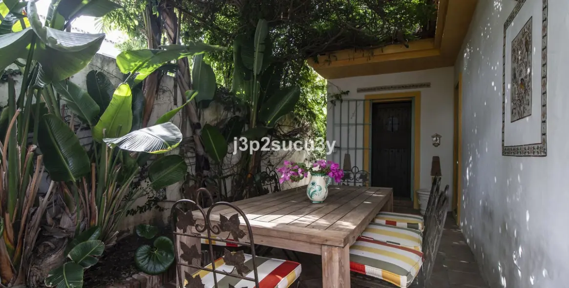 Long-term rent of detached villa in Benamara 8