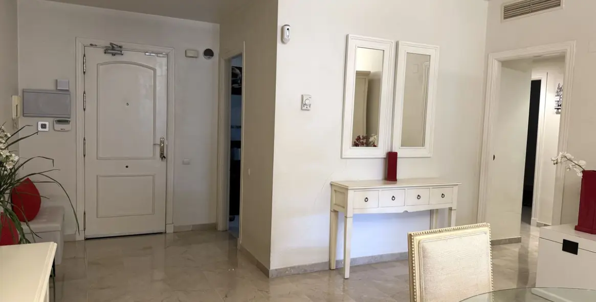 Long-term rent of ground floor apartment in Marbella (district Marbella) 3