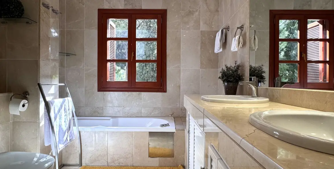 Long-term rent of ground floor apartment in Marbella 20