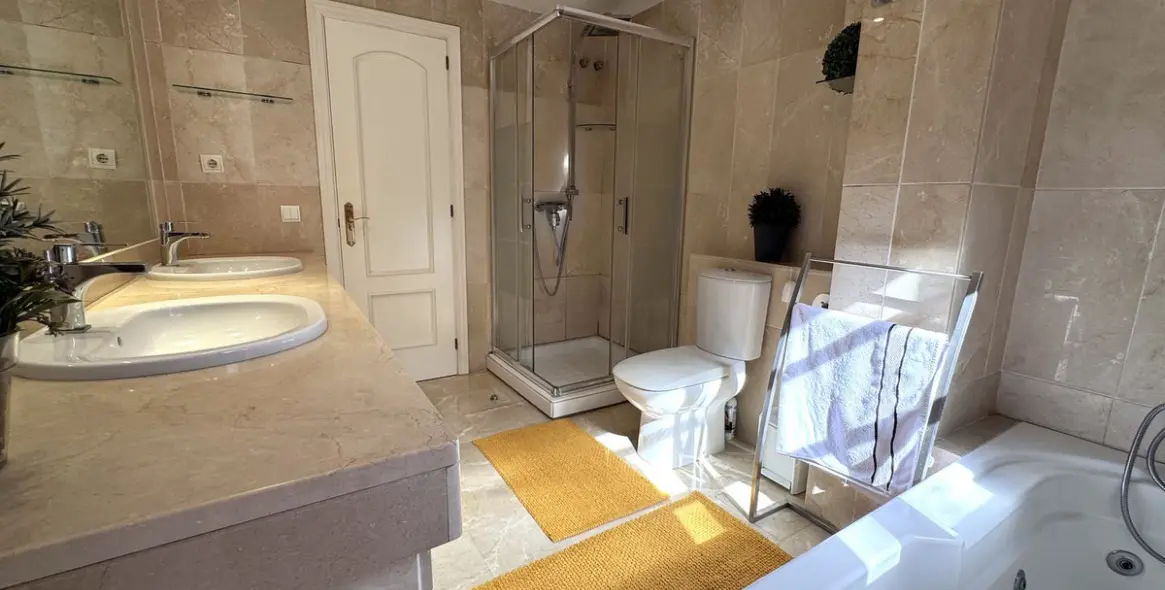 Long-term rent of ground floor apartment in Marbella 21