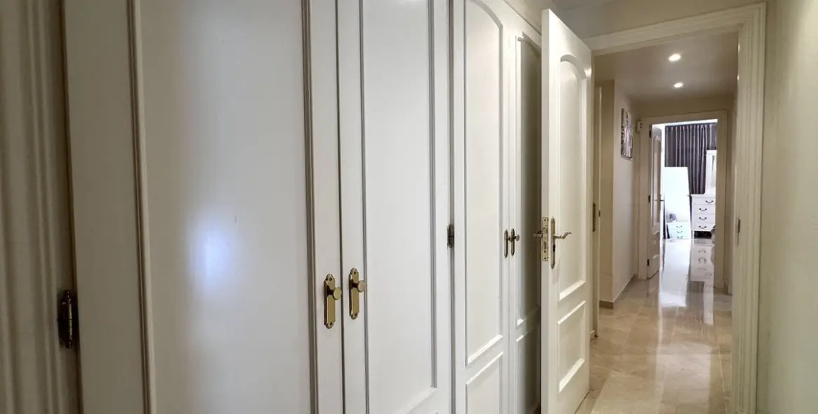 Long-term rent of ground floor apartment in Marbella 23