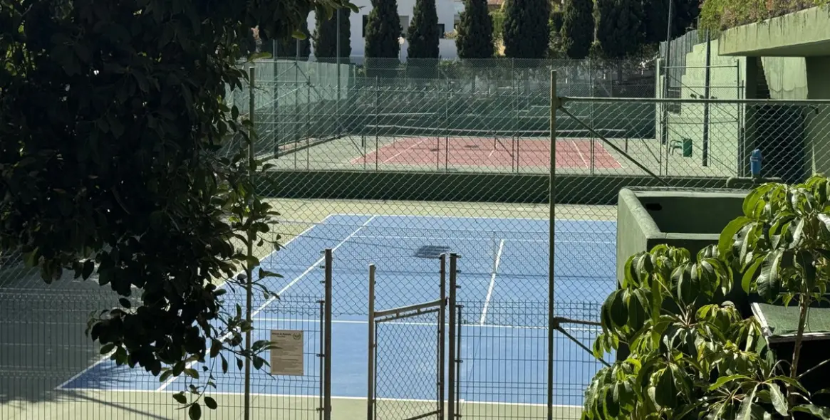 Long-term rent of ground floor apartment in Marbella 33