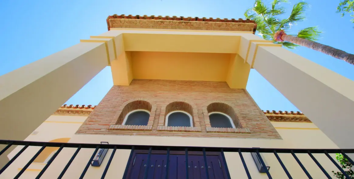 Long-term rent of detached villa in Los Arqueros 2