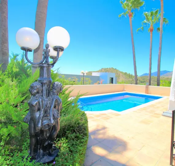 Long-term rent of detached villa in Los Arqueros
