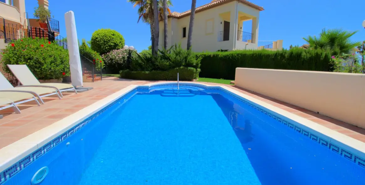 Long-term rent of detached villa in Los Arqueros 7