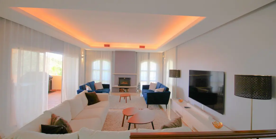 Long-term rent of detached villa in Los Arqueros 17