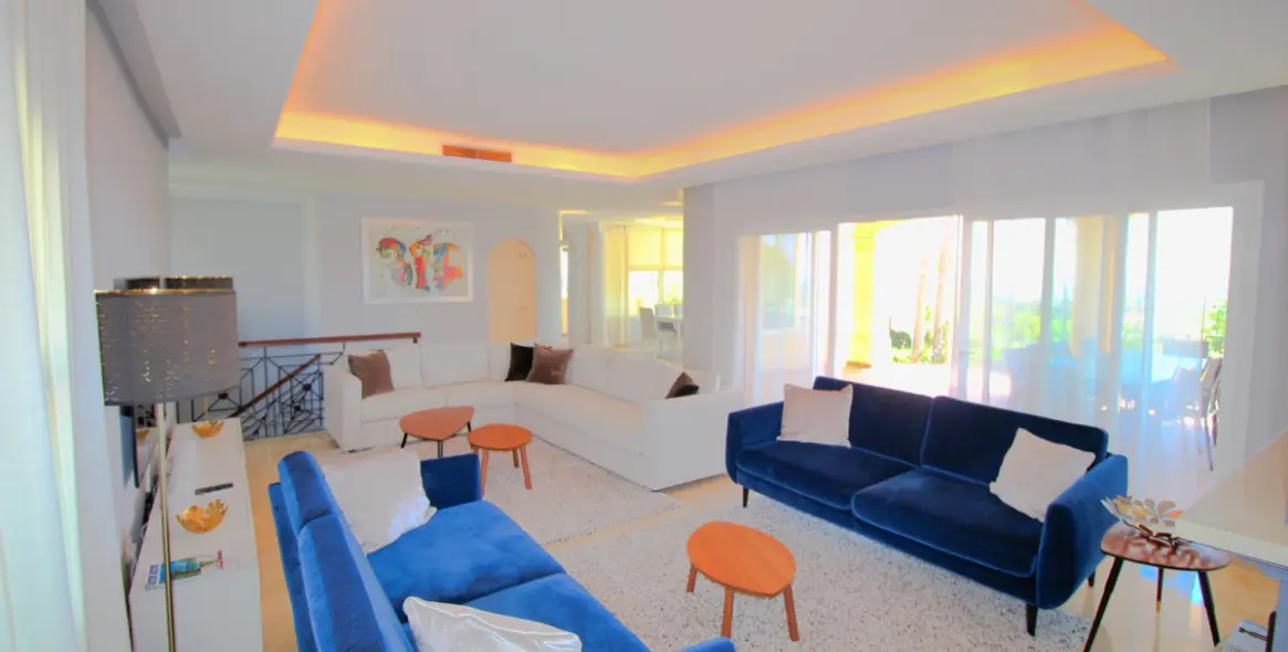 Long-term rent of detached villa in Los Arqueros 19