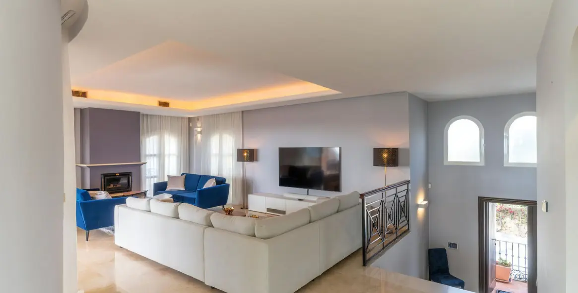 Long-term rent of detached villa in Los Arqueros 20