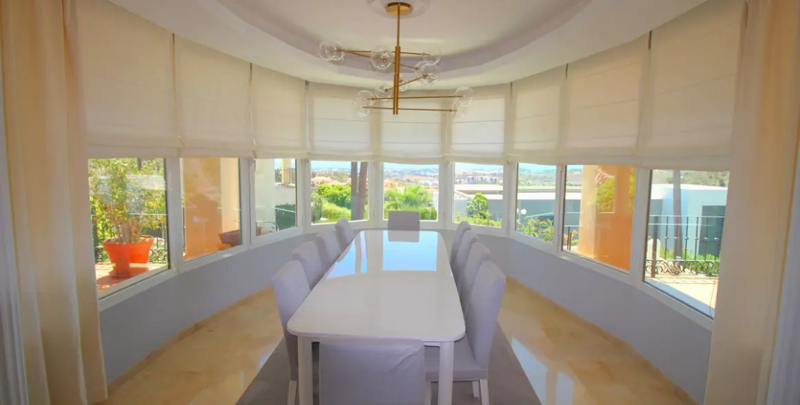 Долгосрочная аренда  отдельно стоящей виллы в Los Arqueros 24