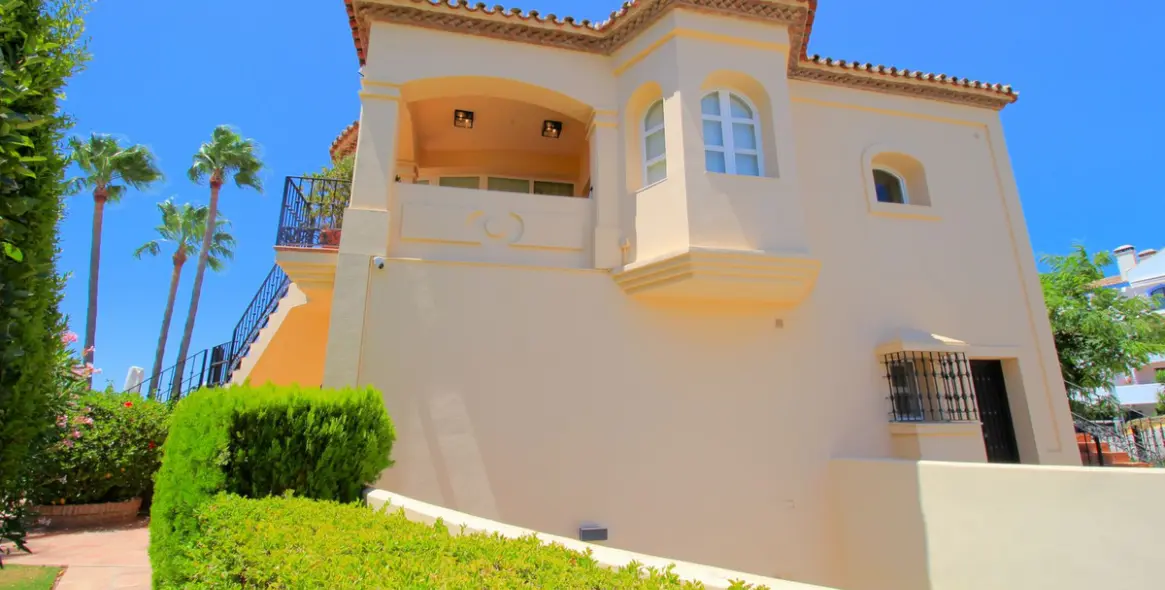 Долгосрочная аренда  отдельно стоящей виллы в Los Arqueros 43