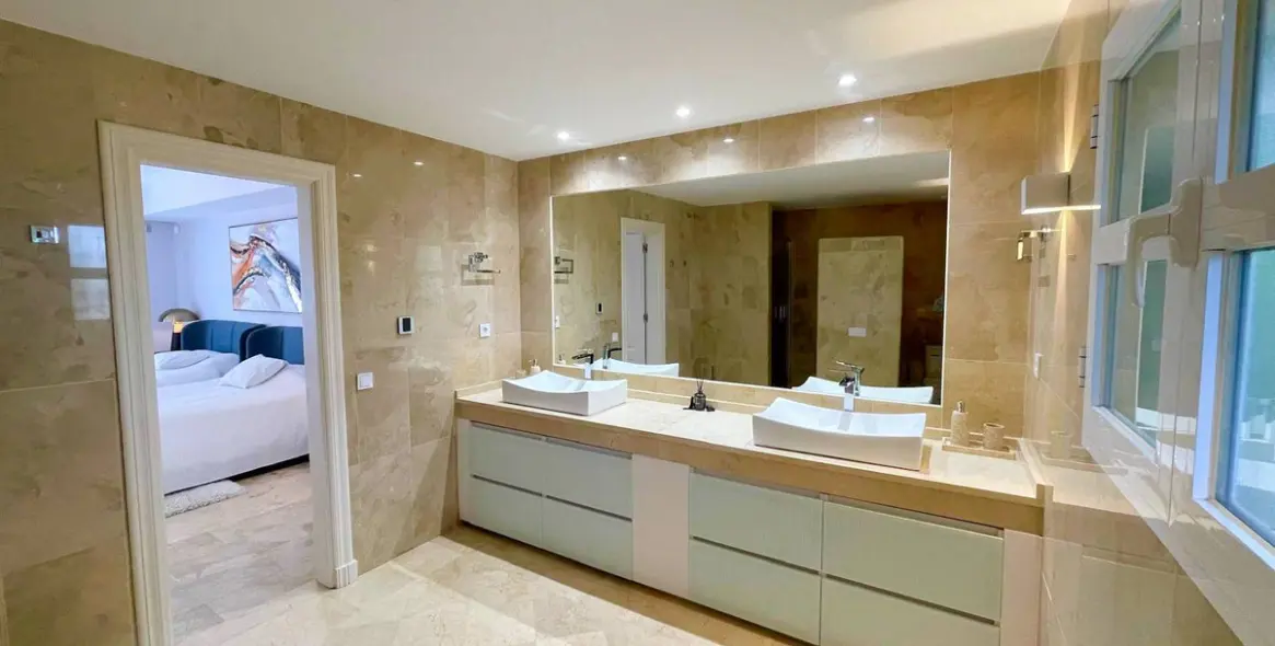 Long-term rent of detached villa in Los Arqueros 57