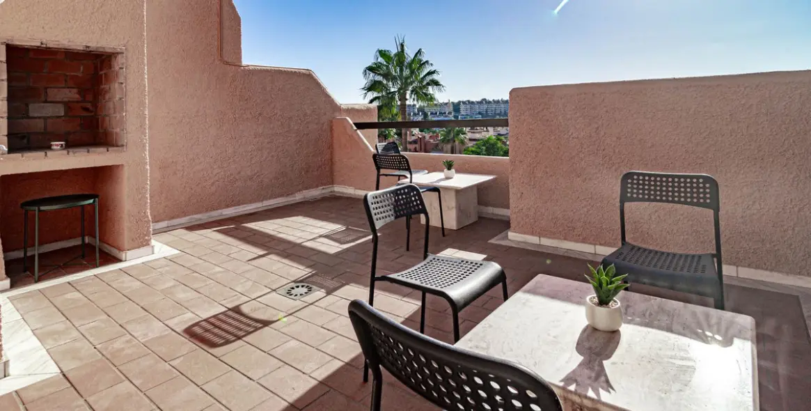 Long-term rent of townhouse in Nueva Andalucía 50