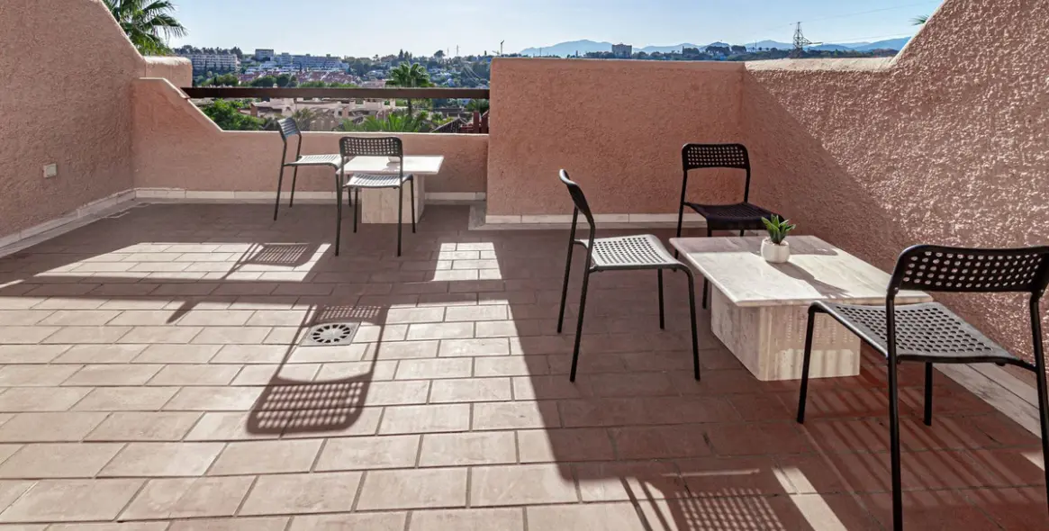 Long-term rent of townhouse in Nueva Andalucía 51