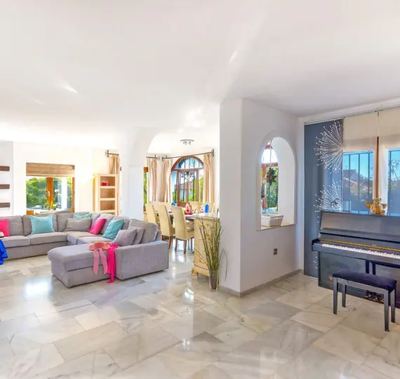 Long-term rent of detached villa in El Rosario