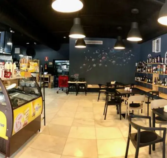 Long-term rent of commercial premises in Puerto Banús