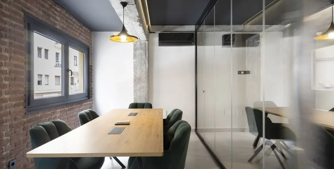 Long-term rent of office in Soho 6