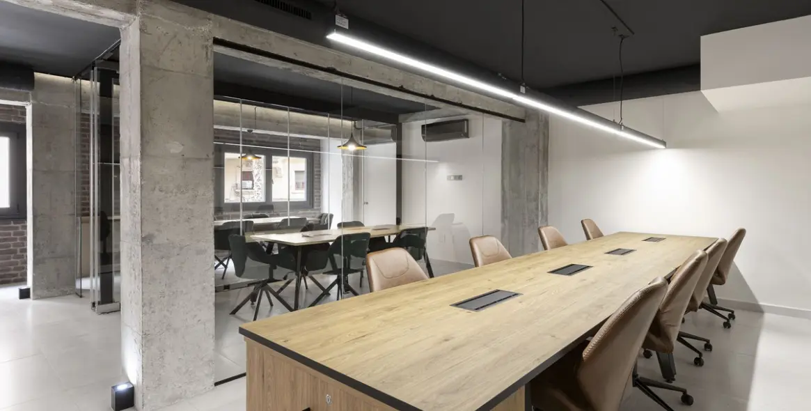 Long-term rent of office in Soho 11