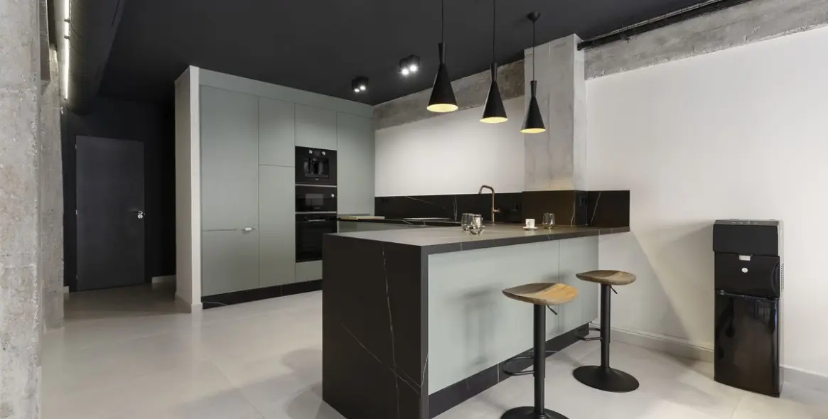 Long-term rent of office in Soho 24