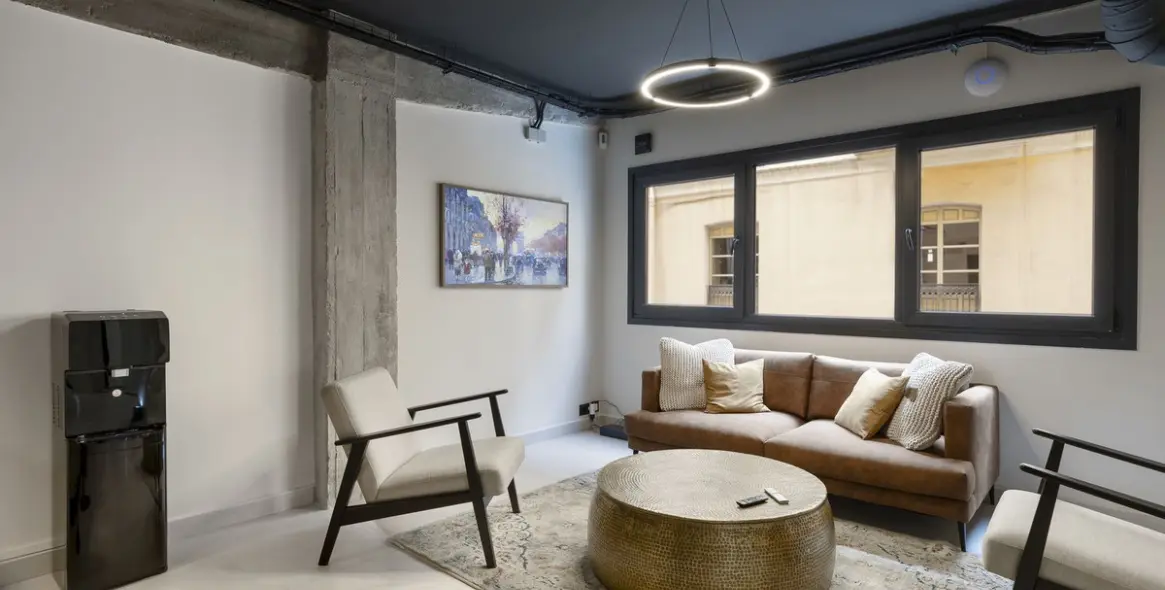 Long-term rent of office in Soho 27