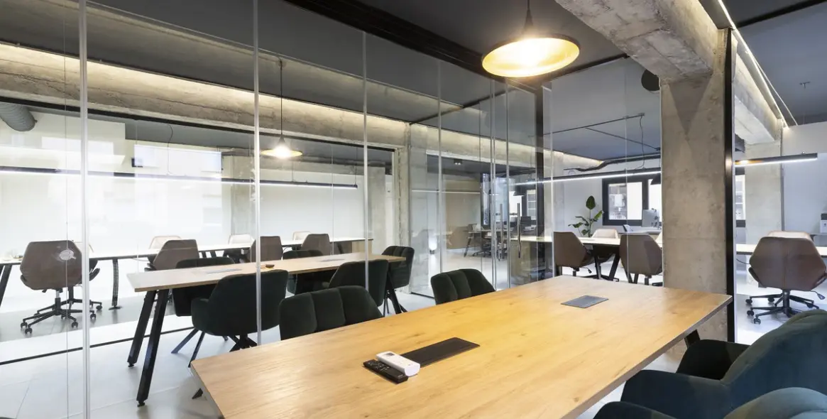 Long-term rent of office in Soho 34