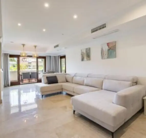 Middle floor apartment R5214469