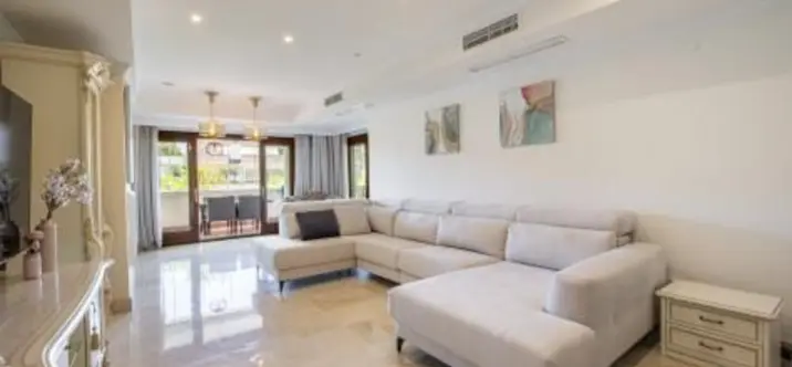 Middle floor apartment R5214469 2