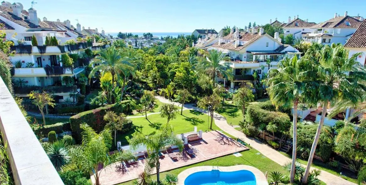 Долгосрочная аренда апартаментов на среднем этаже в Marbella (район The Golden Mile) 10