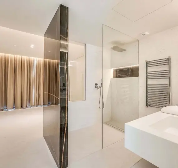 Апартаменты на первом этаже R5189383