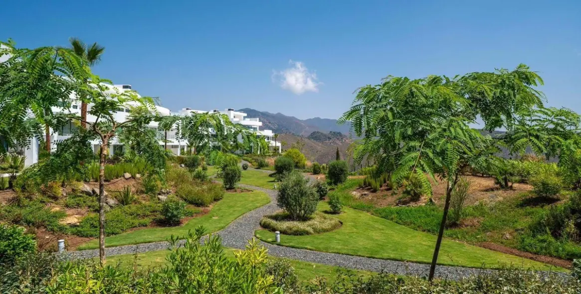 Долгосрочная аренда апартаментов на первом этаже в Marbella (район Marbella) 8