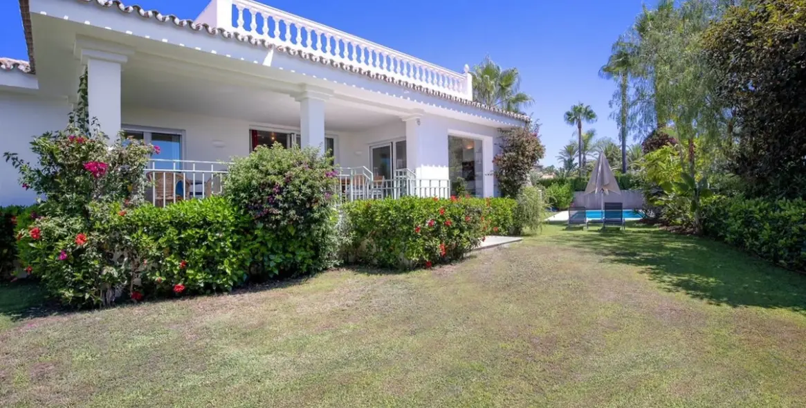 Long-term rent of detached villa in Marbesa 3