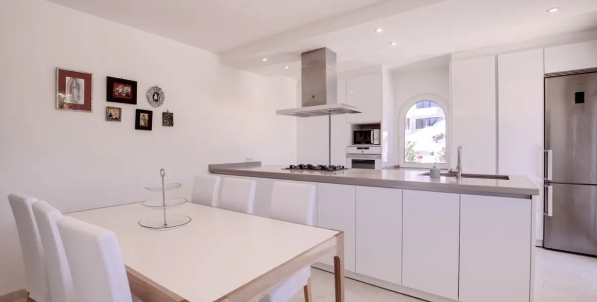 Long-term rent of detached villa in Marbesa 7