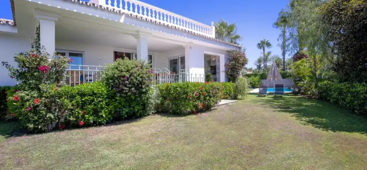 Long-term rent of detached villa in Marbesa 2