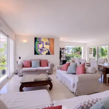 Long-term rent of detached villa in Marbesa