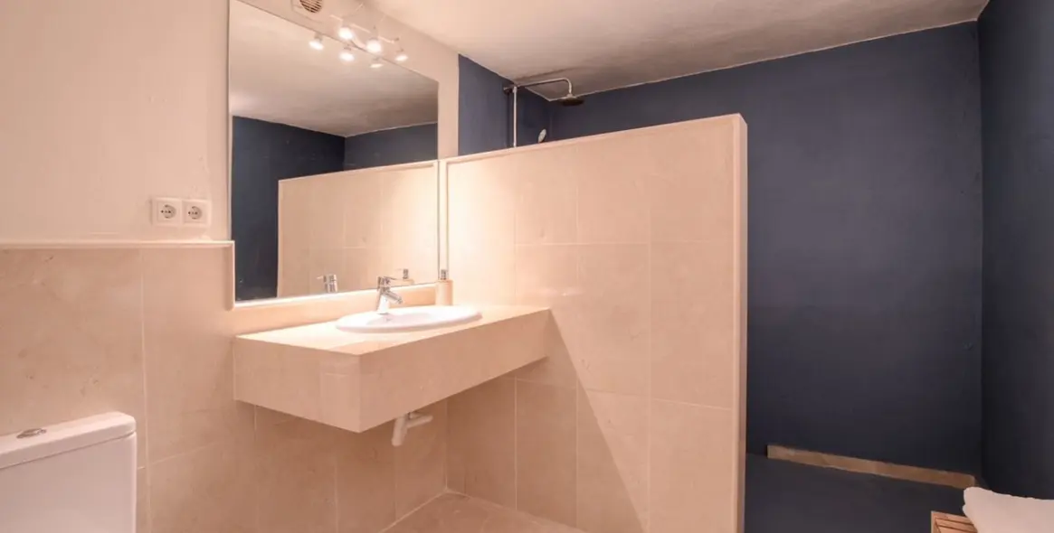 Долгосрочная аренда  отдельно стоящей виллы в Marbesa 21