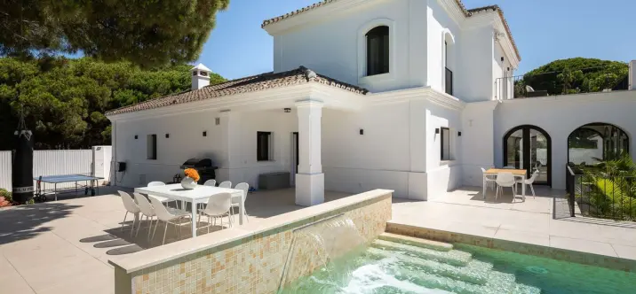 Long-term rent of detached villa in Marbesa 0