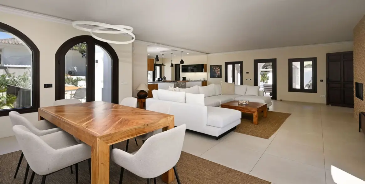 Long-term rent of detached villa in Marbesa 4