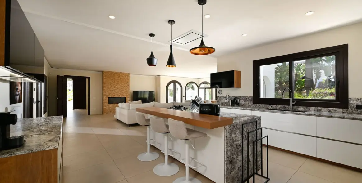 Long-term rent of detached villa in Marbesa 6