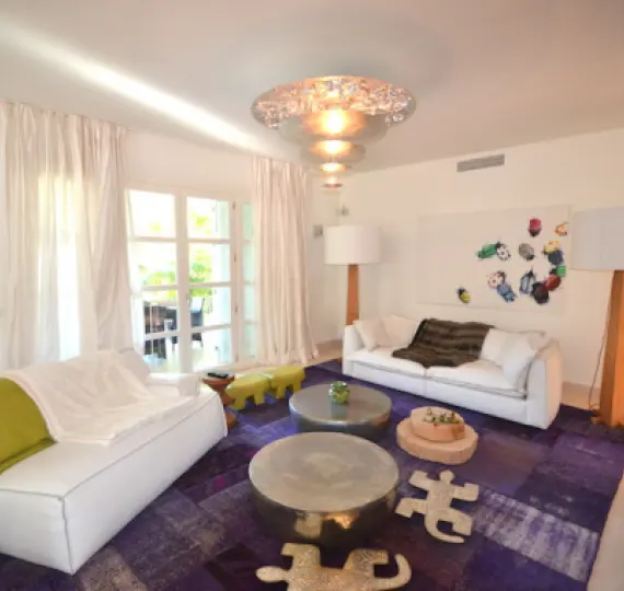 Long-term rent of detached villa in Nueva Andalucía