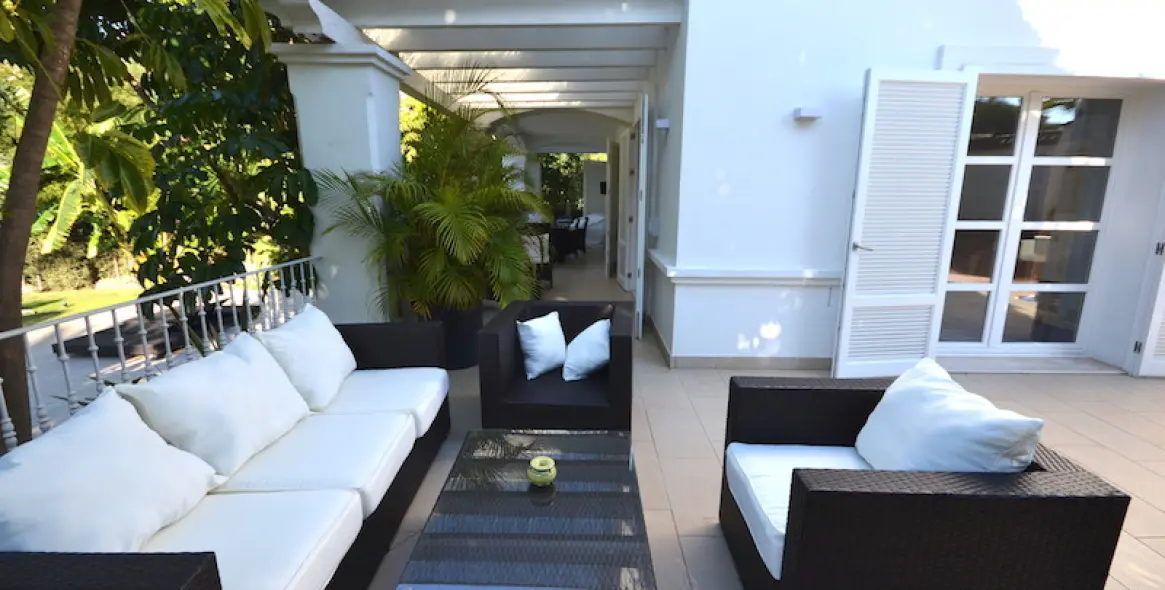 Long-term rent of detached villa in Nueva Andalucía 11