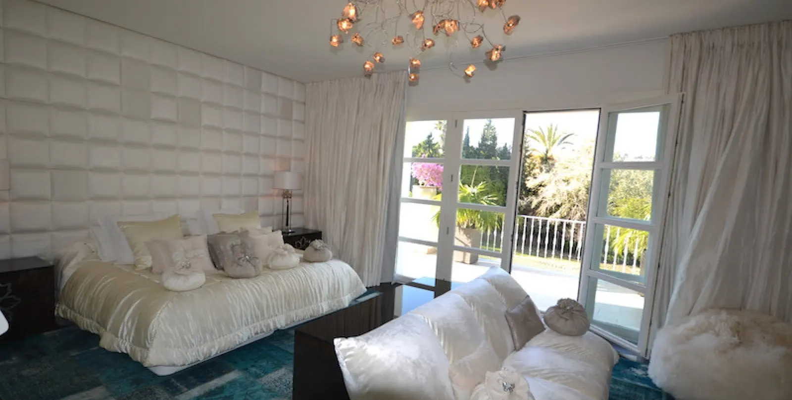 Long-term rent of detached villa in Nueva Andalucía 28