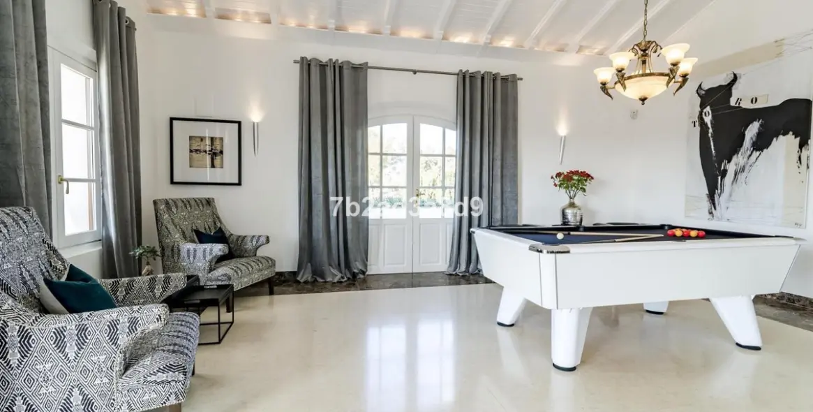 Long-term rent of detached villa in Benahavís 6