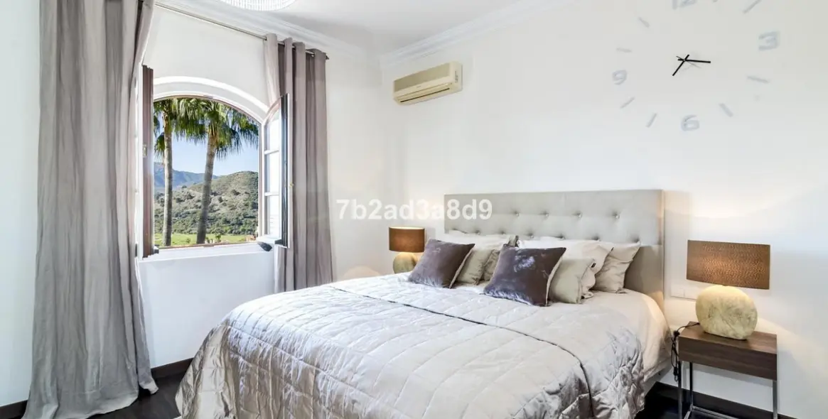 Long-term rent of detached villa in Benahavís 18