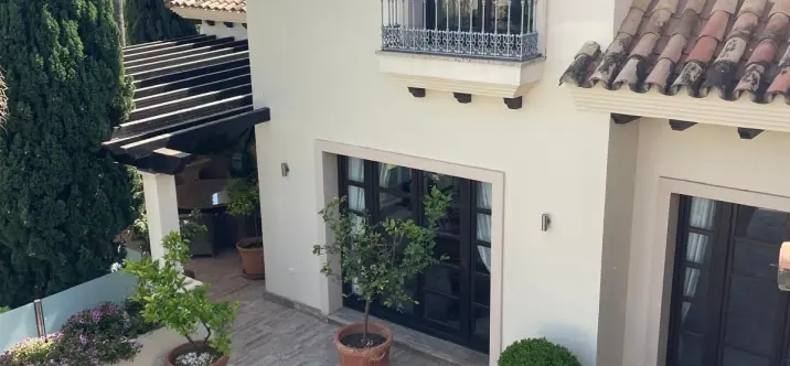 Long-term rent of detached villa in La Quinta 2