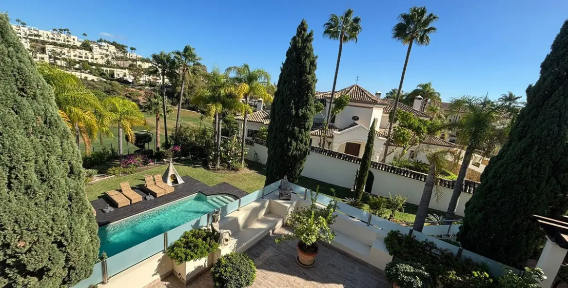 Long-term rent of detached villa in La Quinta 4